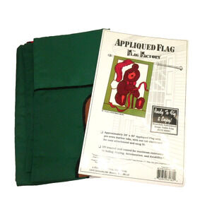 VTG Holiday Christmas Bear 28"×40" House Flag New With Santa Hat and Present